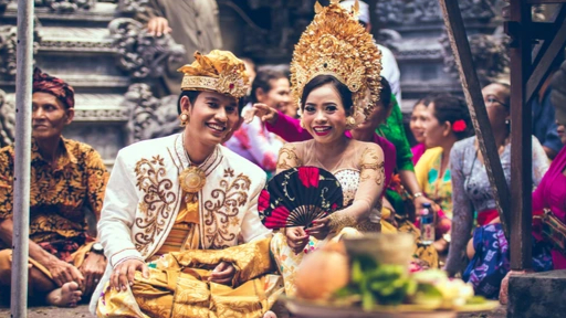perkawinan-gelahang-dalam-masyarakat-hukum-adat-bali-harmoni-dua-keluarga